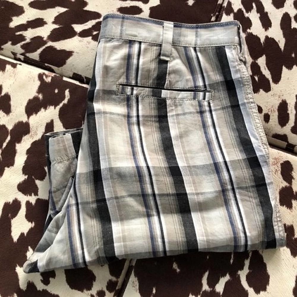 Chase Edward Gray Plaid Shorts Size 34